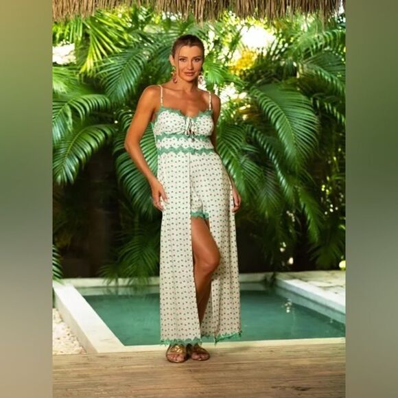 SKAZI Shorts and Tunic Set - Picture 3 of 11